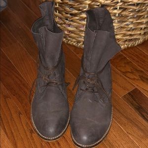 Steve Madden Soluri Boot
